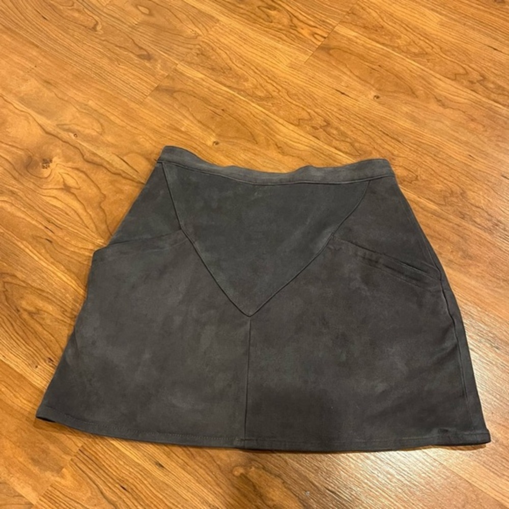 Gray suede mini skirt